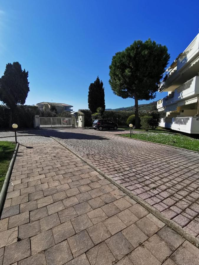 Il Piacere Apartment Pineto Exterior photo